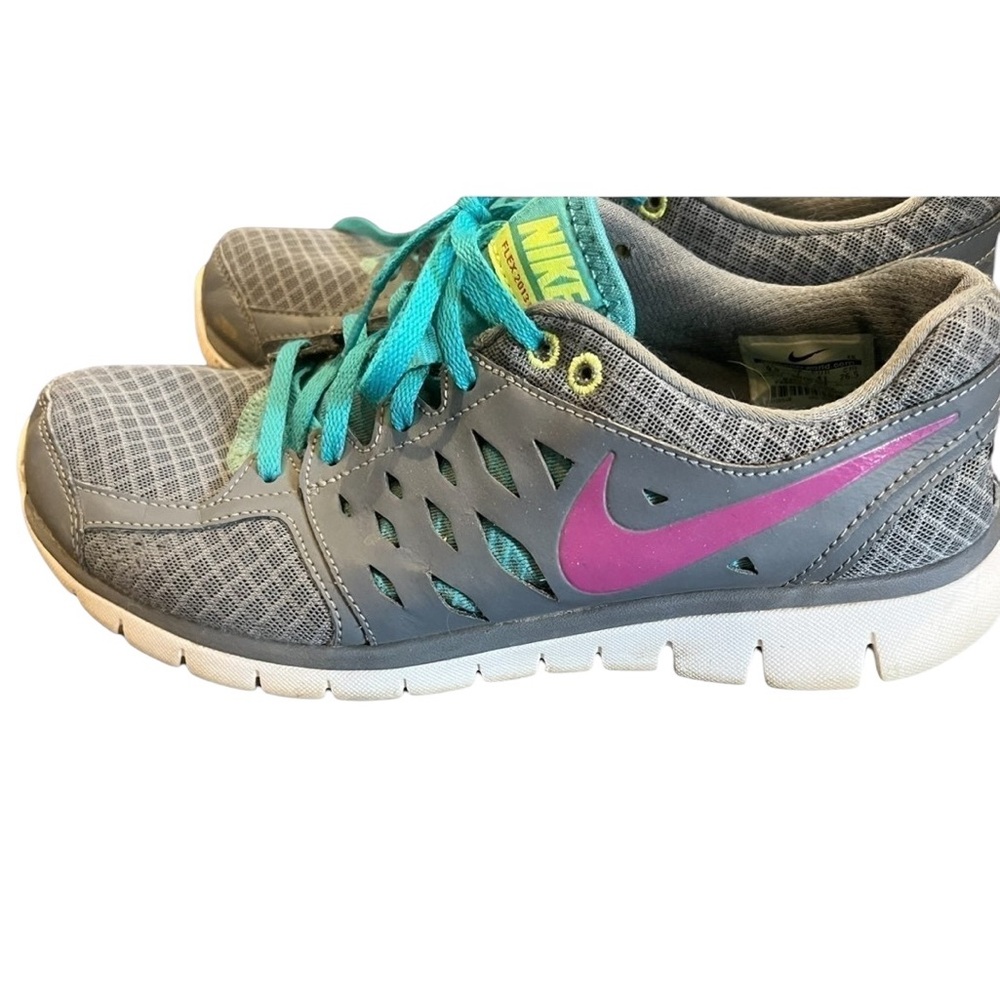 Nike Gray and Purple, Turquoise Athletic Shoes with Mesh Design